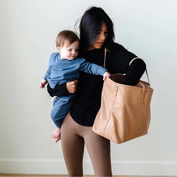 Tushbaby Totebaby Sand Vegan Leather Tote Bag Used Once! - Picture 1 of 8